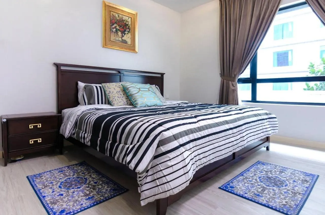 A Cozy & Comfy Suasana Suites In 조호르 바루 아파트